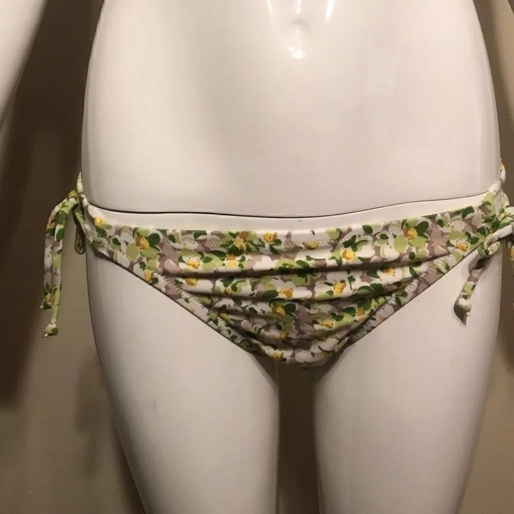 Victoria Secret Bathing Suit  - Picture 3 of 6